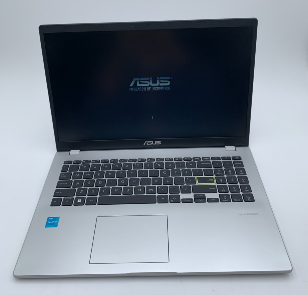 Asus Vivobook L510K 15.6″ N4500 1.1GHz 128GB SSD 4GB DDR4 White Excellent/W.Box