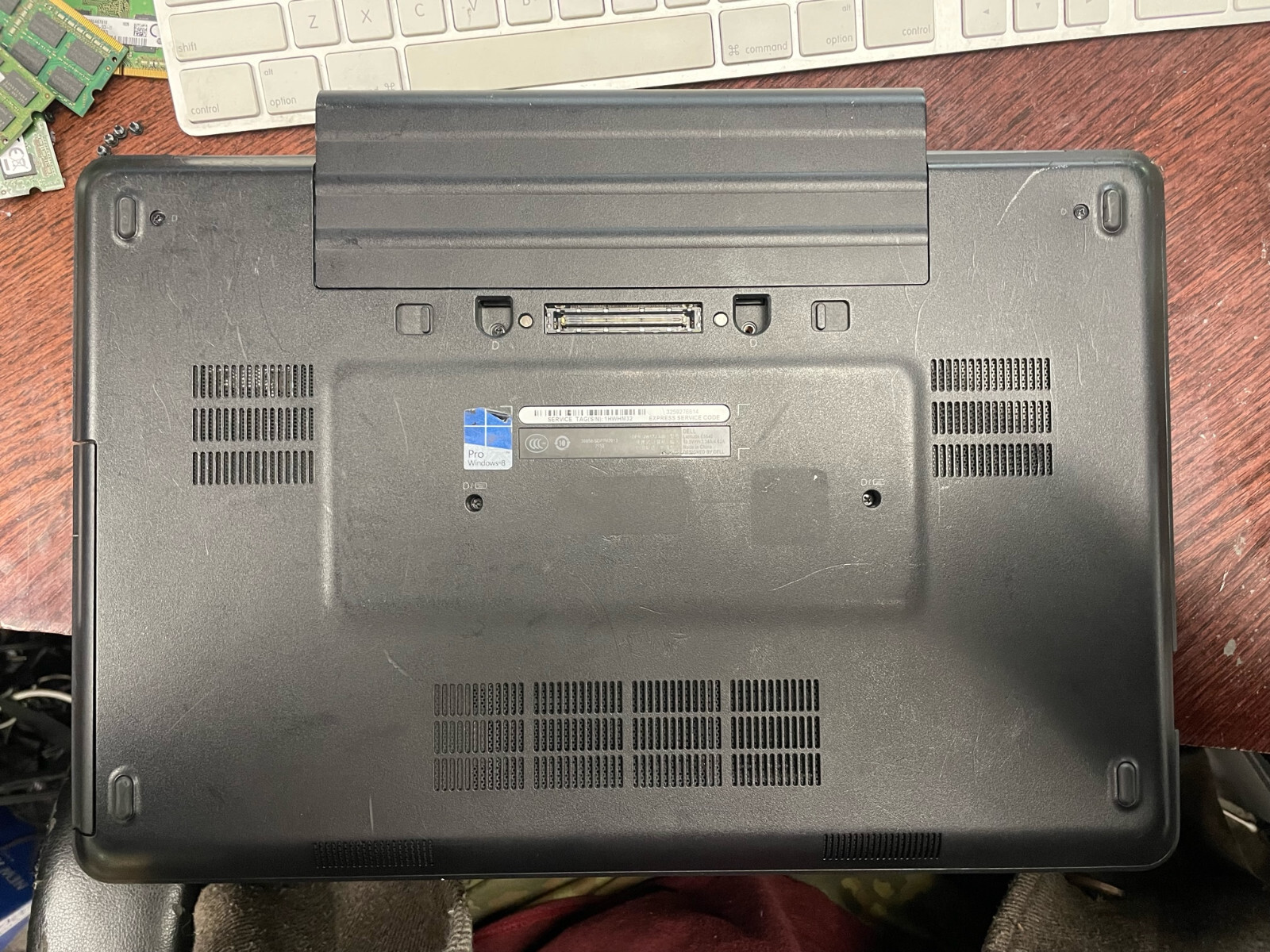 Dell Latitude E5540 / Intel Core i5-4310U 2.00GHz / 8GB RAM / No HDD