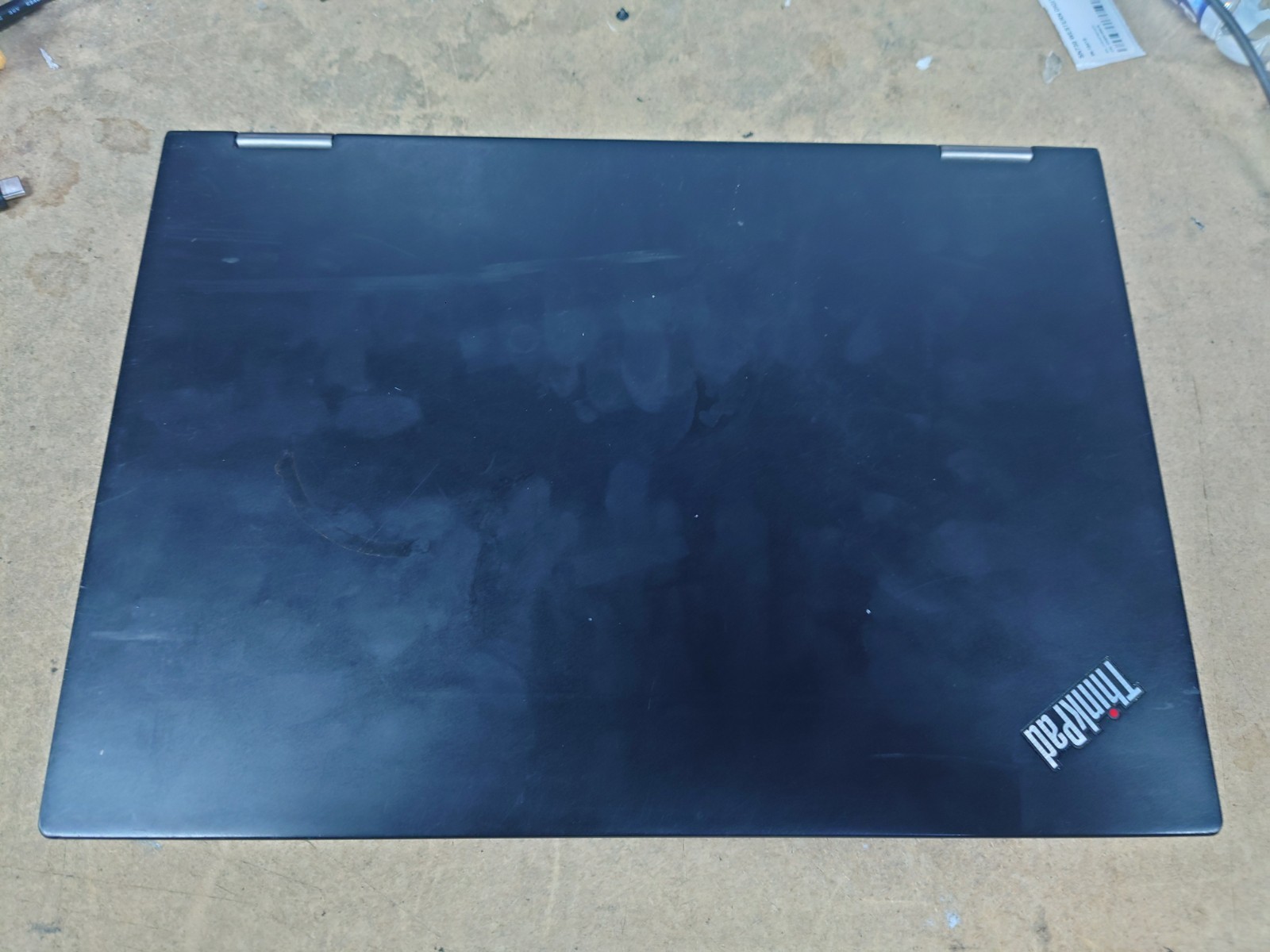 Lenovo ThinkPad X13 Yoga Gen1 13.3″ FHD Touch i7-10610U 16GB RAM 256GB SSD No OS