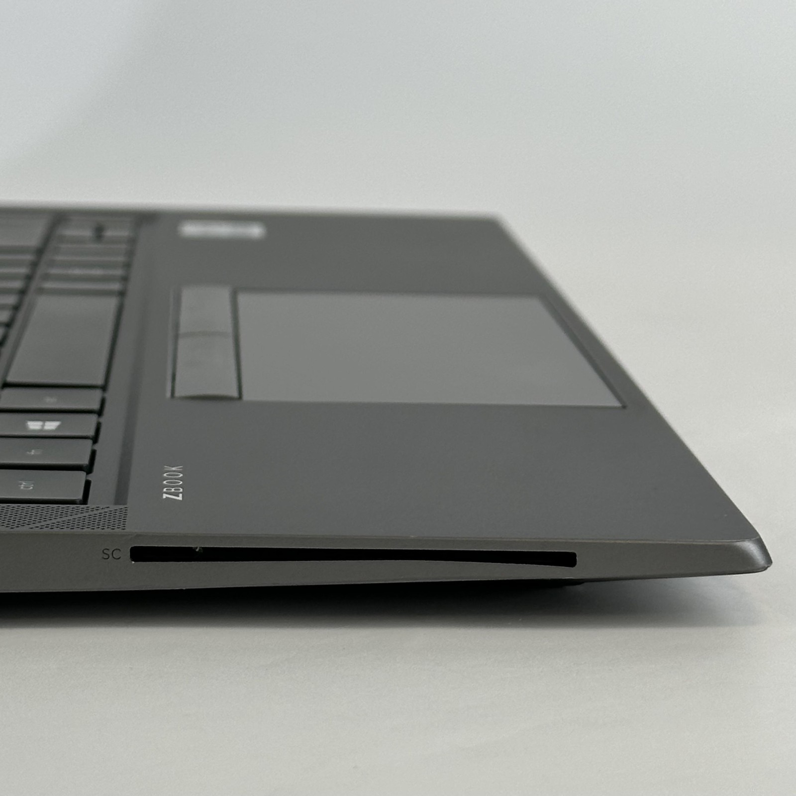 HP ZBook Firefly 14 G7 14 Gray FHD i5-10210U 1.60GHz 16GB RAM 256GB SSD Good