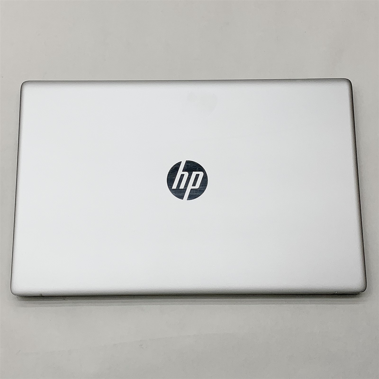 HP 17-cn3034wm Laptop Intel Core i3 N305 17.3″ FHD 32GB RAM 1TB NVMe Windows 11