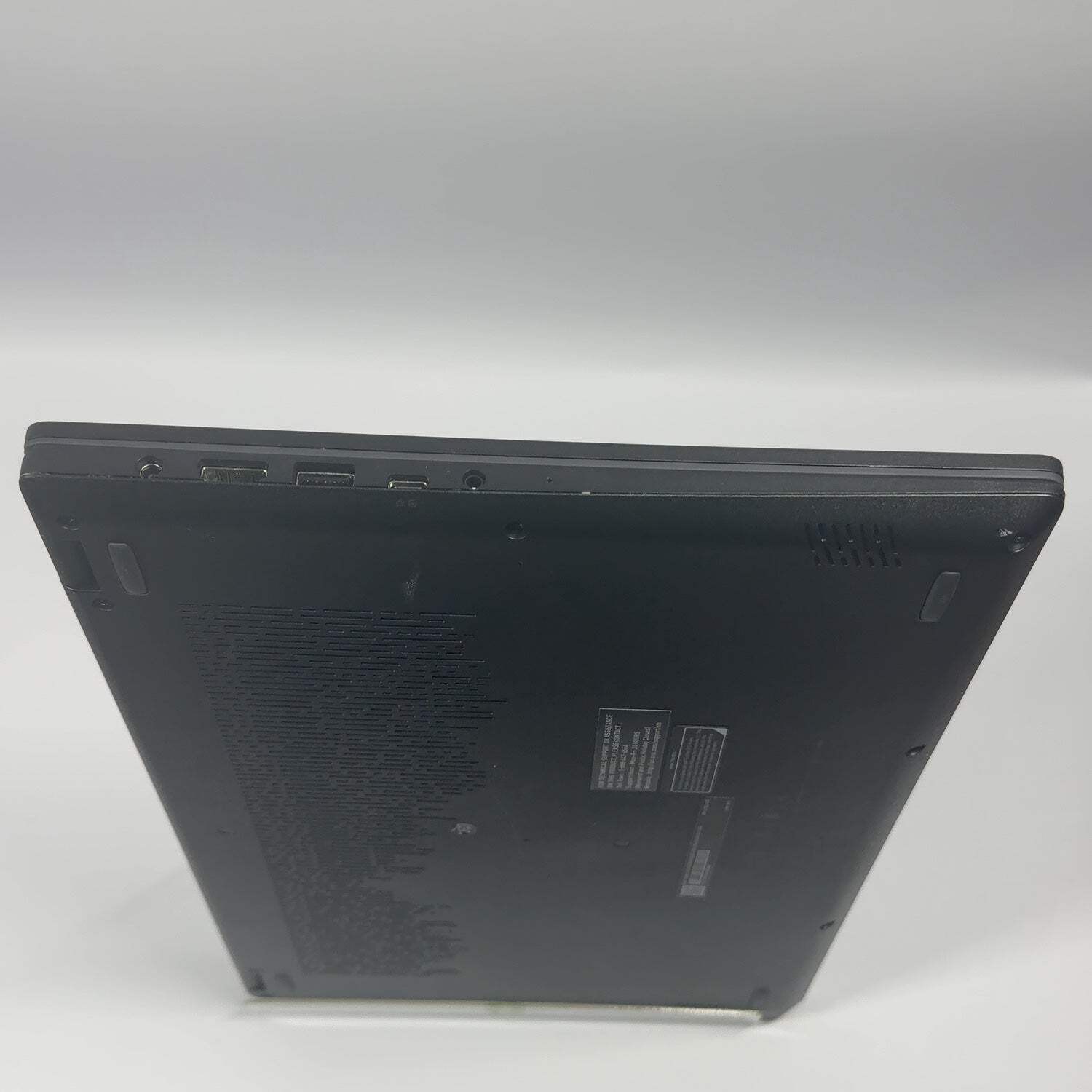 MSI Modern 15 H B13M MS-15H4 15.6″ i9-13900H 2.6GHz 32GB RAM 1TB
