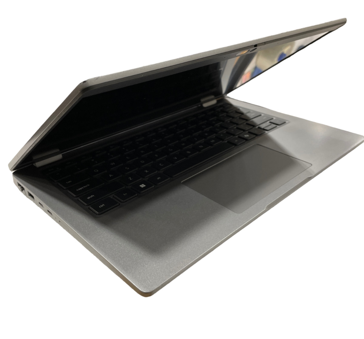 DELL LATITUDE 5450 Ultra 5 135U 8GB RAM 512GB NVMe | Excellent | Grade B #26