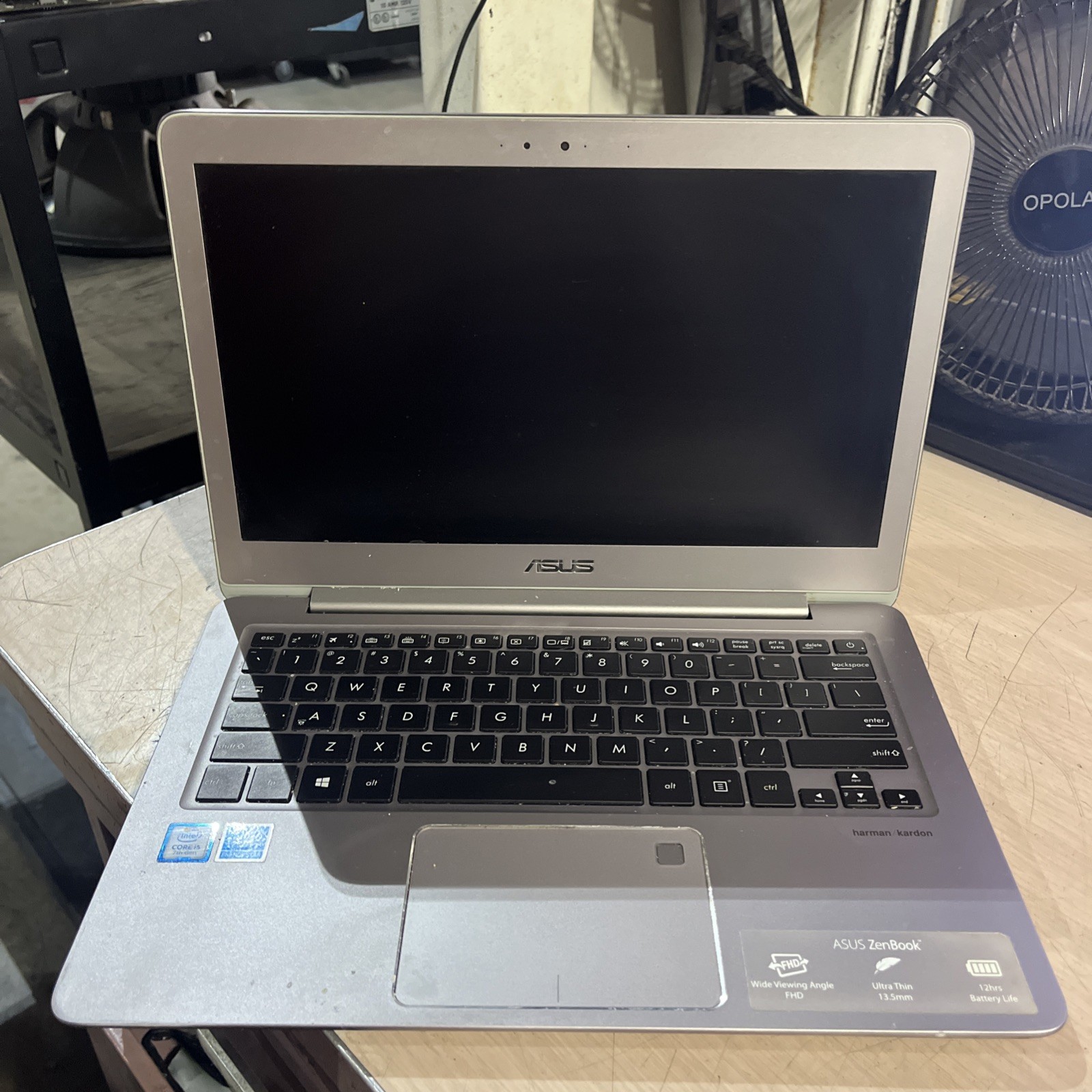 ASUS UX330U INTEL CORE I5 7TH GEN 8GB RAM NO HD