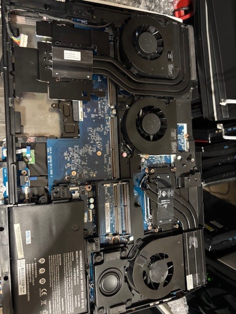 Clevo P870DM3 Barebone
