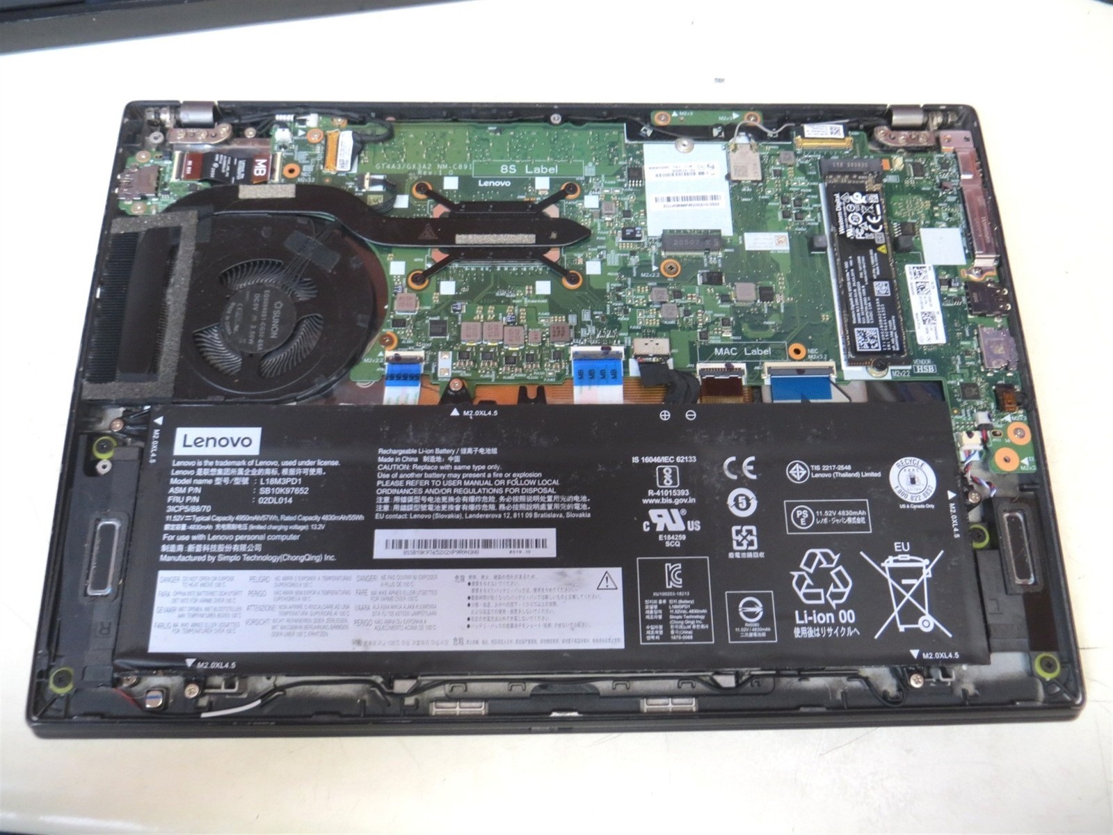 Scratched LCD Lenovo ThinkPad T14s Gen 1 Intel i7-10510U 1.8GHz 16GB 256GB SSD