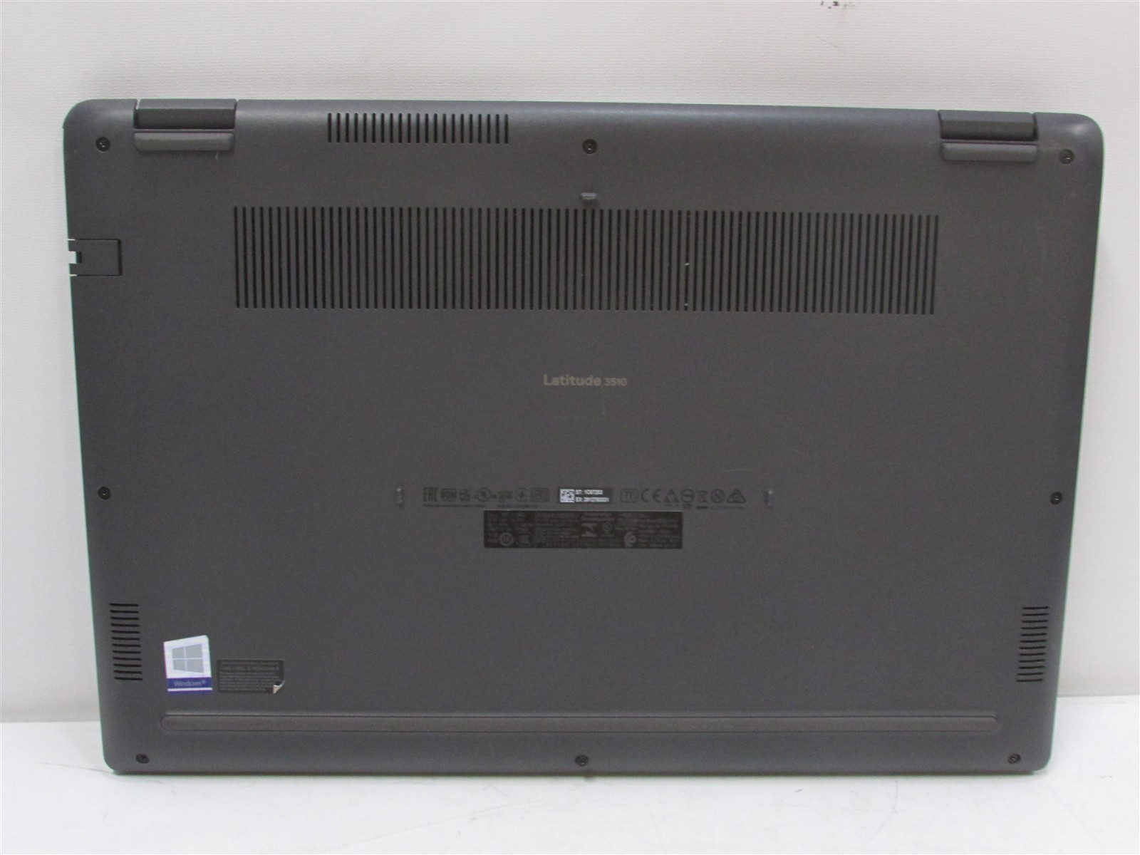 Dell Latitude 3510 i5-10210U 1.6GHz 16GB RAM 256GB NVME 15.6″ Win11 Pro COSM DMG