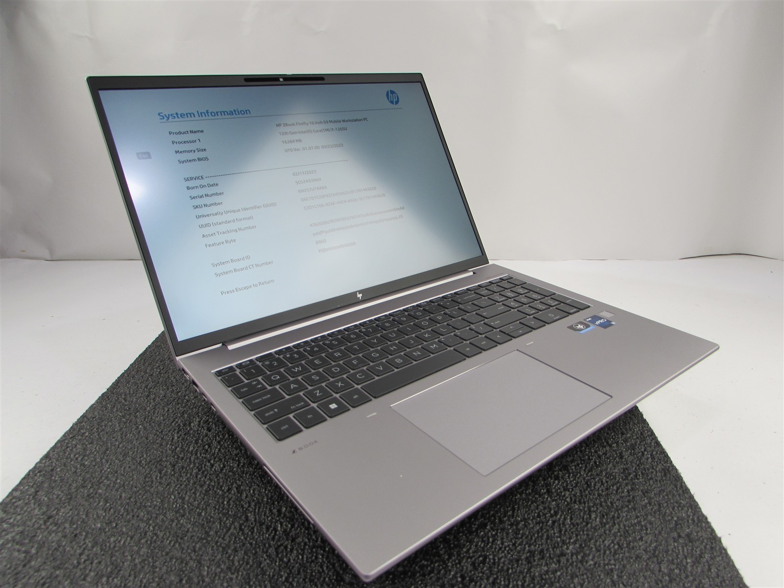 HP ZBOOK FIREFLY 16 (G9) 1920X1080 FHD I7-1265U 512GB SSD 16GB RAM NO O.S
