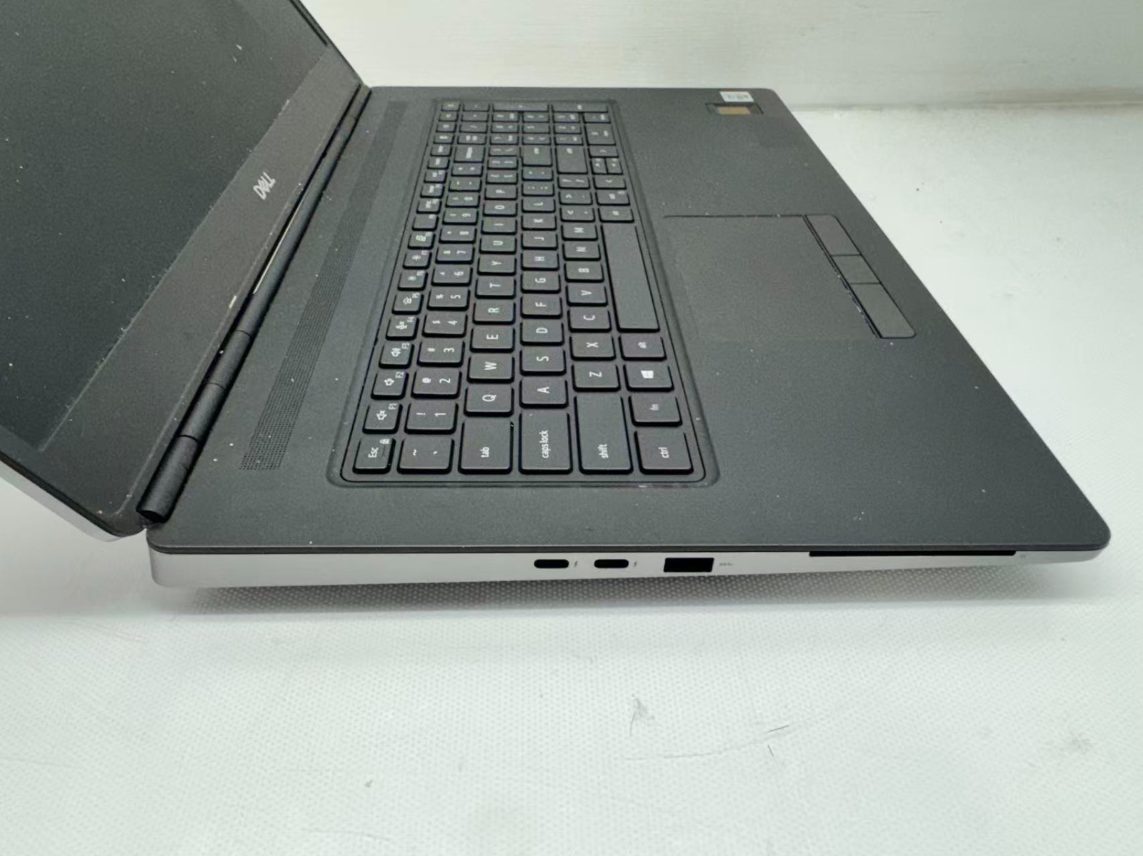 Dell Precision 7750 17.3″ i7-10850H@2.70GHz 16GB RAM 256G SSD RTX3000 *READ*