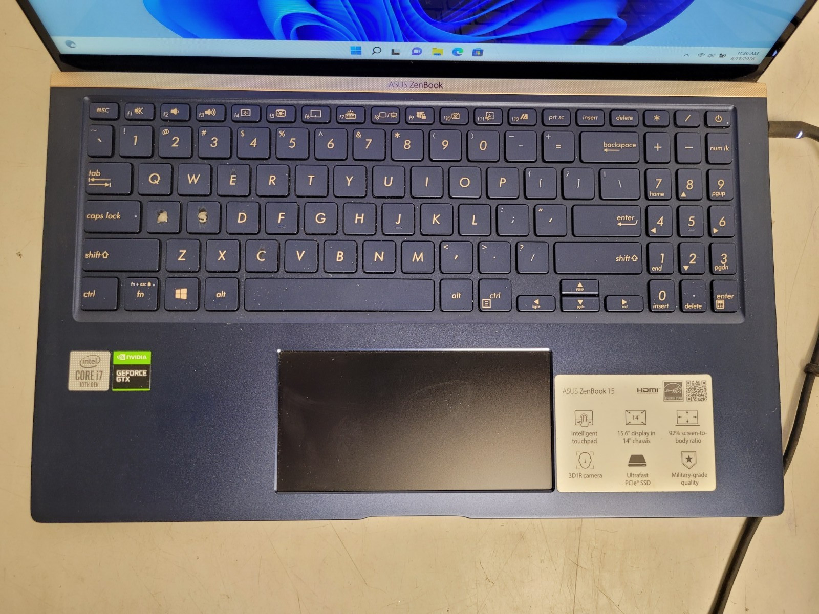 Asus zenbook 15 15.6″ i7-10510u 1.8ghz 16gb onboard ram 256gb ssd read 072882038