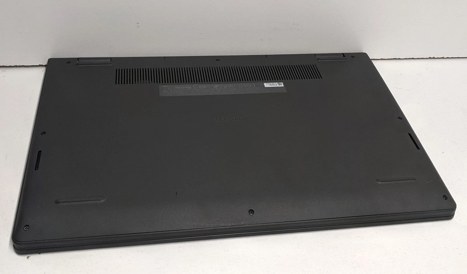 Dell Vostro 3520 15.6″ 256GB SSD
