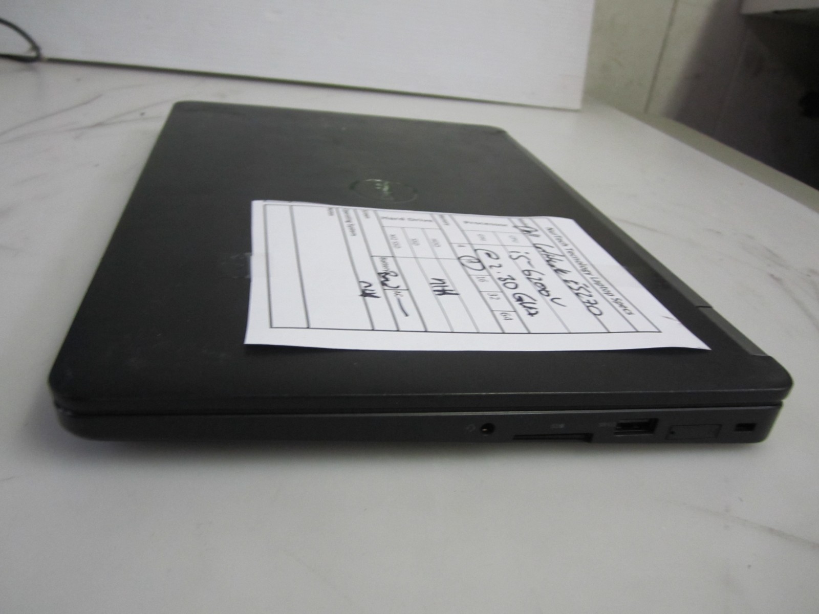 Dell Latitude E5270 i5-6200U 2.30GHz 8GB Laptop NO OS/AC/HDD BAD BTRY
