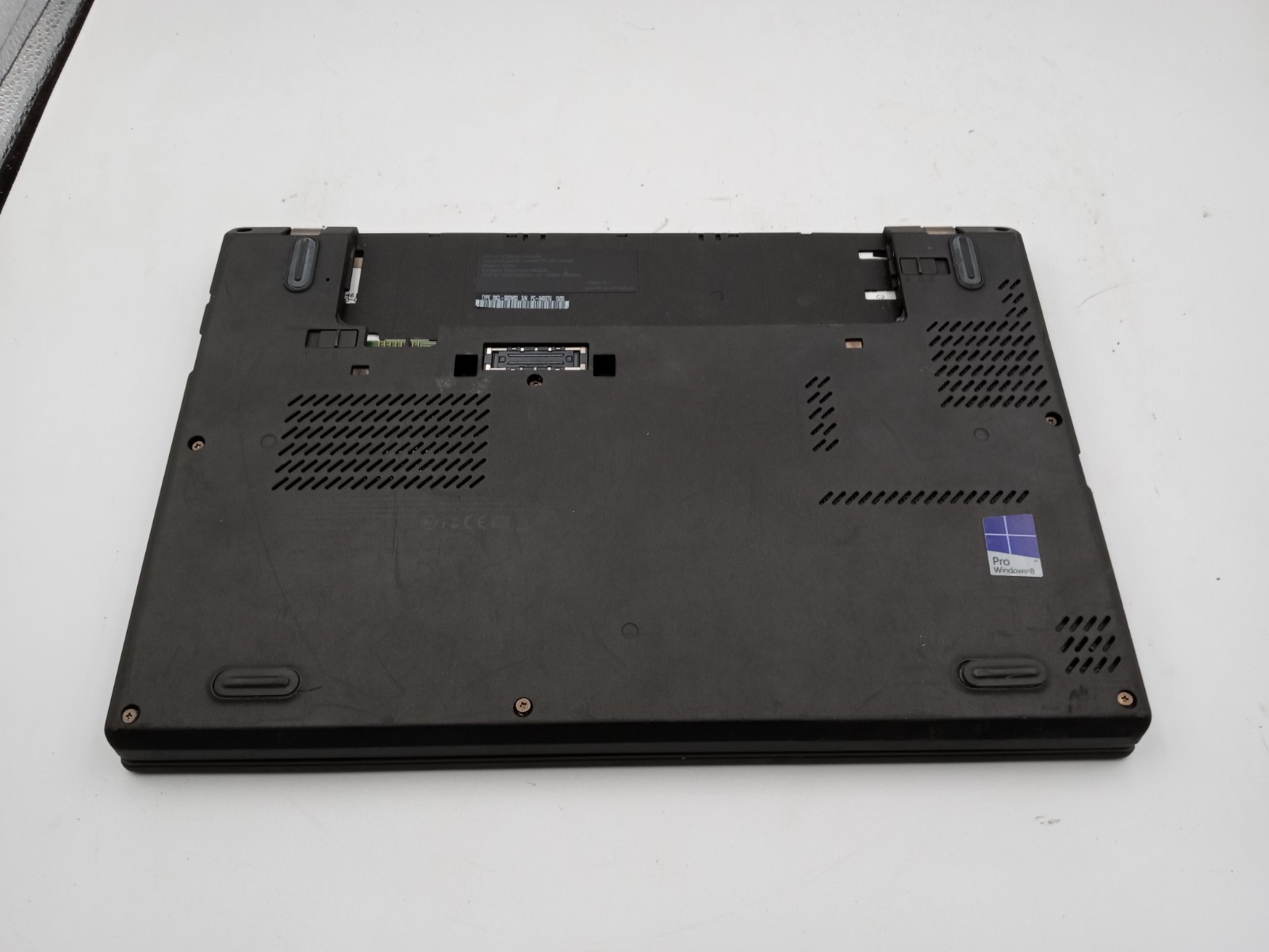 Lenovo ThinkPad x250 12″ Laptop Intel i7 5th Gen – LIQUID DAMAGE – READ -RR