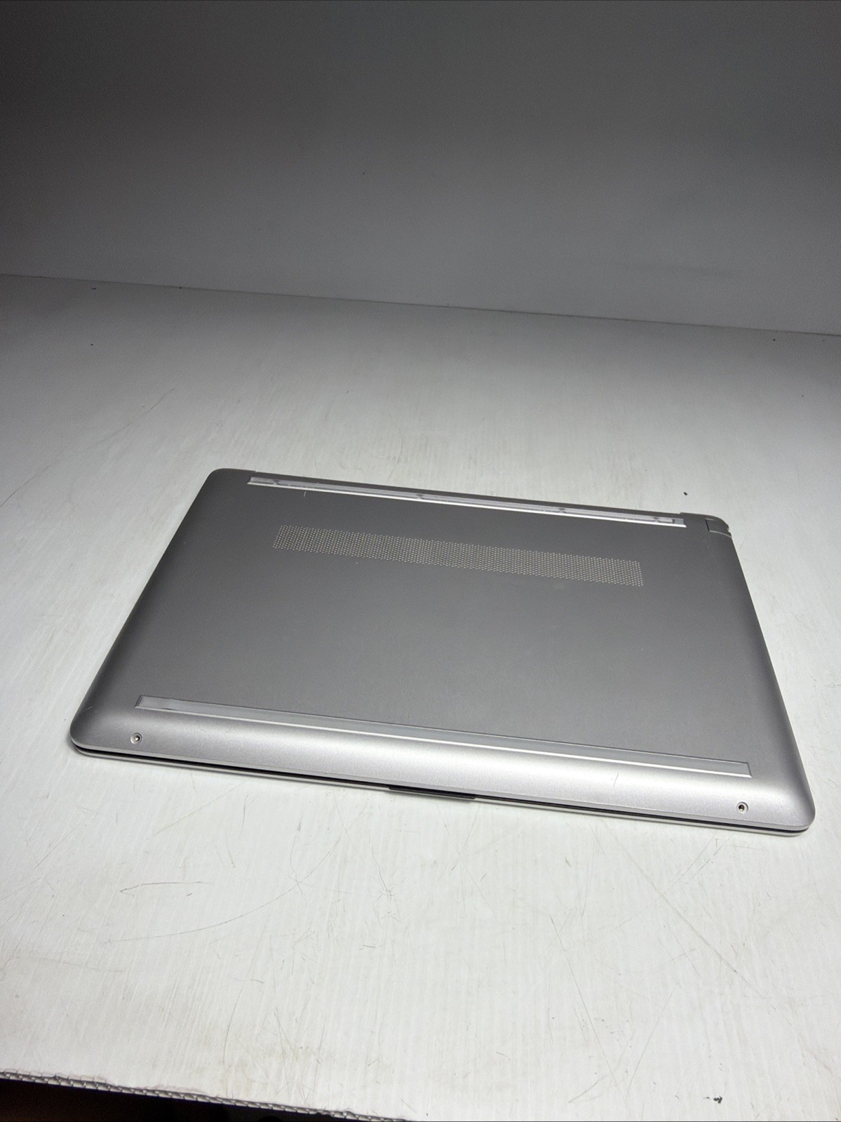 Hp Laptop 15-DW0xxx 15″ Laptop i5-8265U 4gb Ram No Drives Boots Bios No P/S