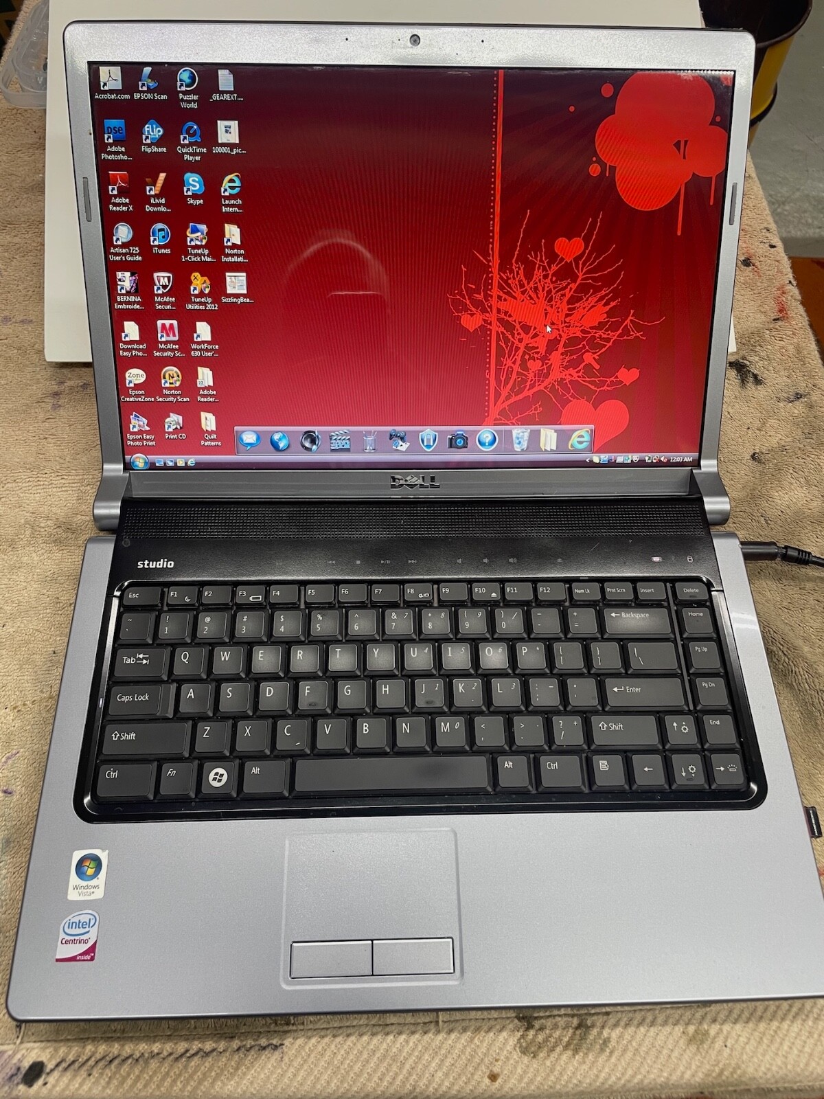 DELL STUDIO 1537 T6400 CPU – PP33L + Power Adapter READ!