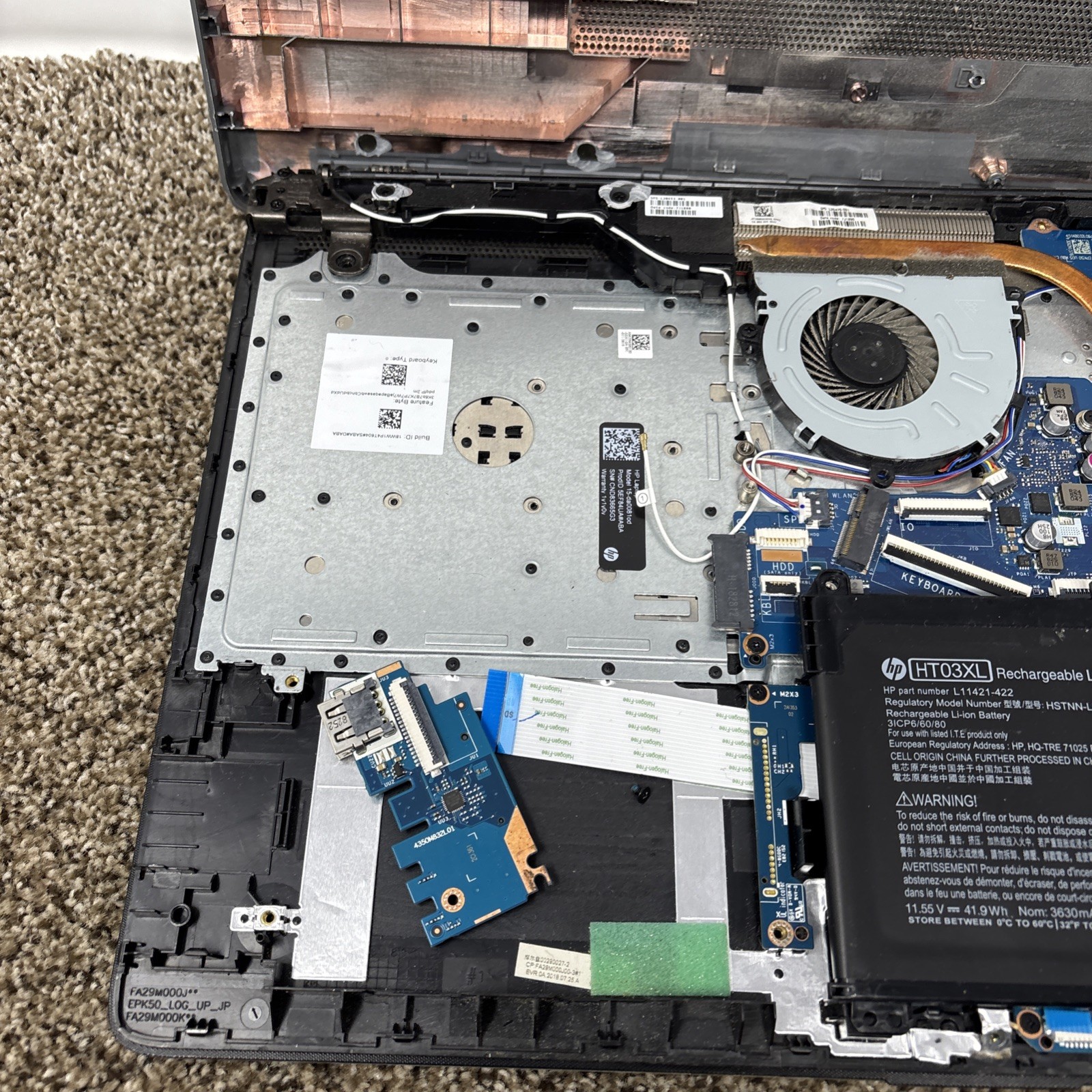 HP 15-DA0081OD Laptop i7 7th Gen DESTROYED FOR PARTS ONLY!