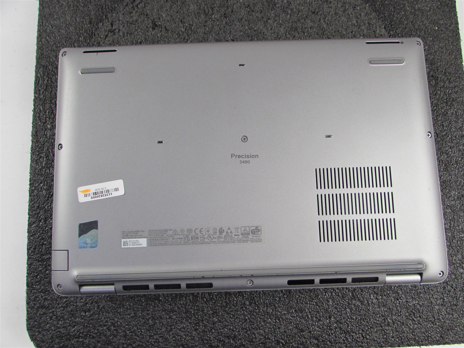 Dell Precision 3480 14″ i7-1370P 14-Core 256GB SSD 32GB RAM RTX A500 WIN 11 PRO
