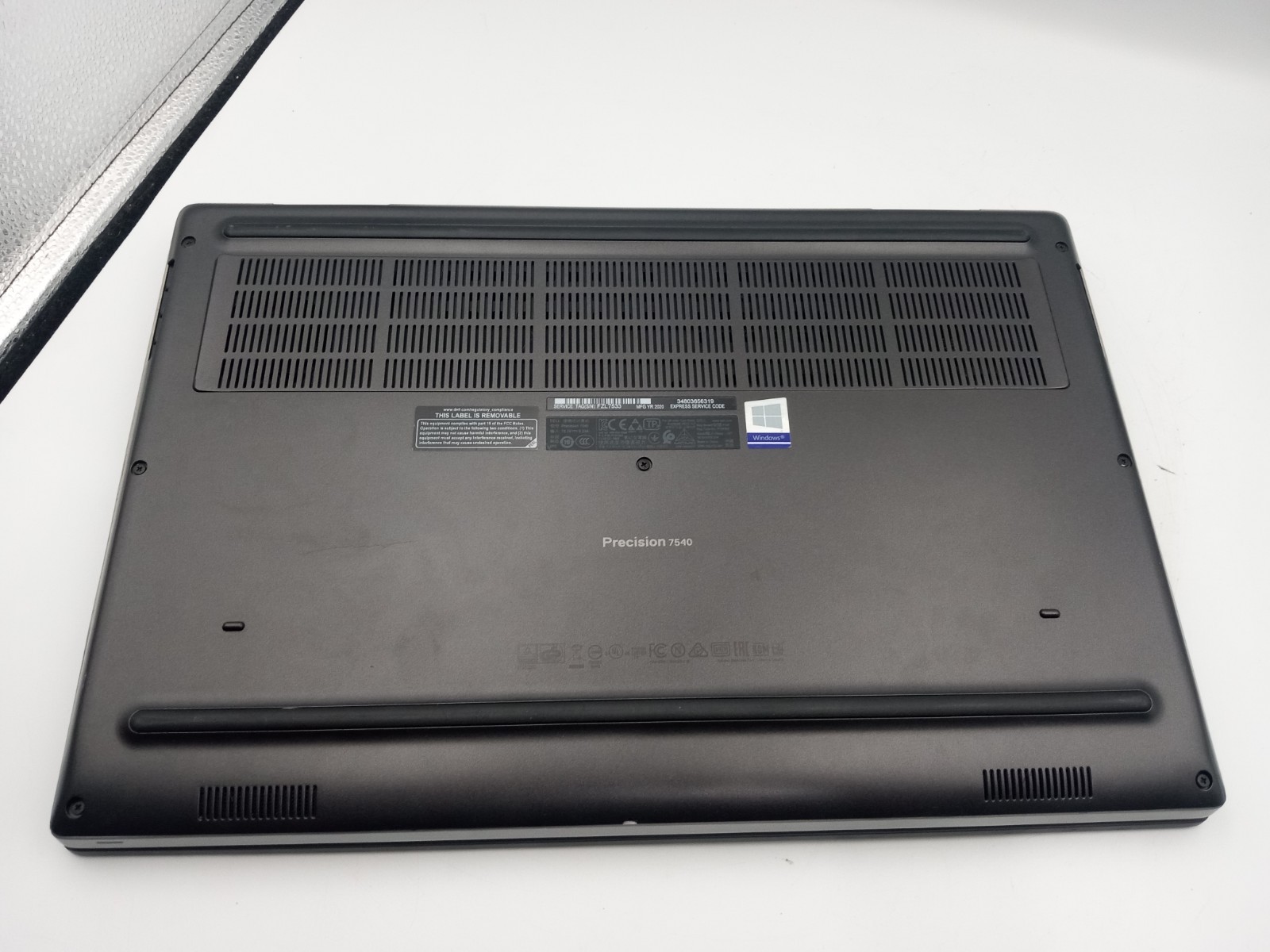 Dell Precision 7540 15.6″ Touchscreen i5-9400H 16GB RAM 128GB SSD W11 -READ -RR