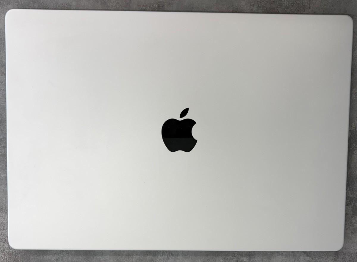 Apple Macbook Pro 16″ (2023) (PD2104370)