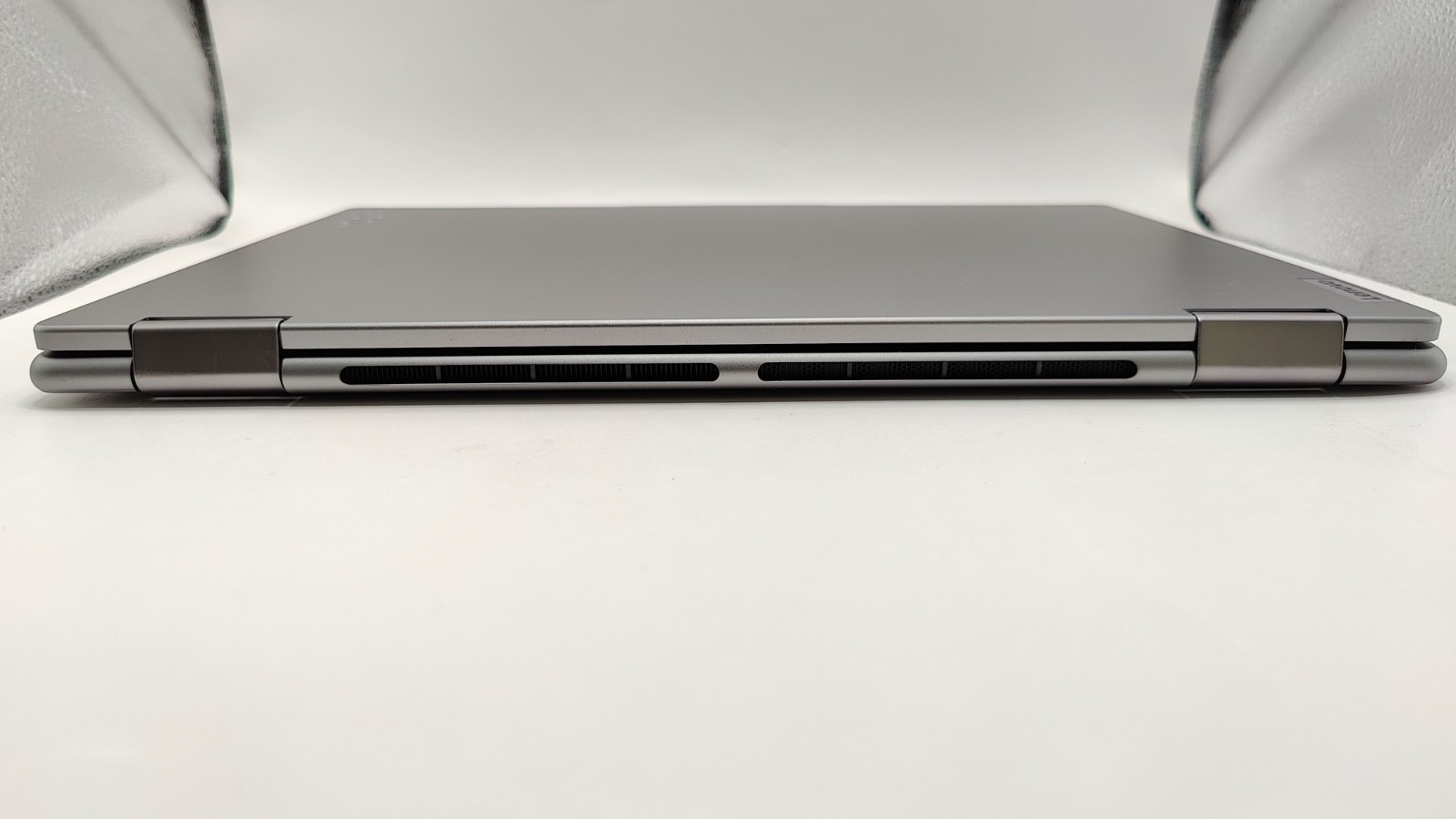 Lenovo Yoga 7 16″ FHD 2in1 TouchScreen/Ryzen 7/16GB/512GB/FREE SHIPPING