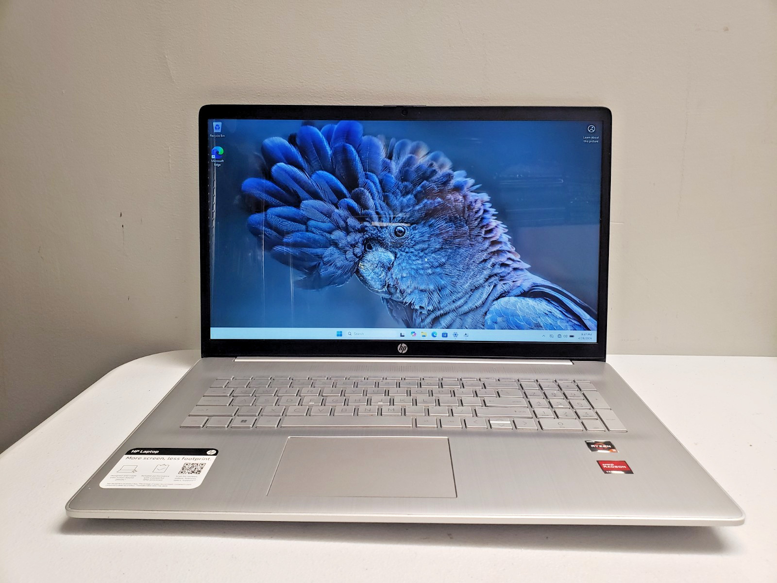 HP 17-cp1xxx AMD Ryzen 3 3250U 2.60Ghz 8Gb 128Gb SSD 17.3 Touch LED Charger…..
