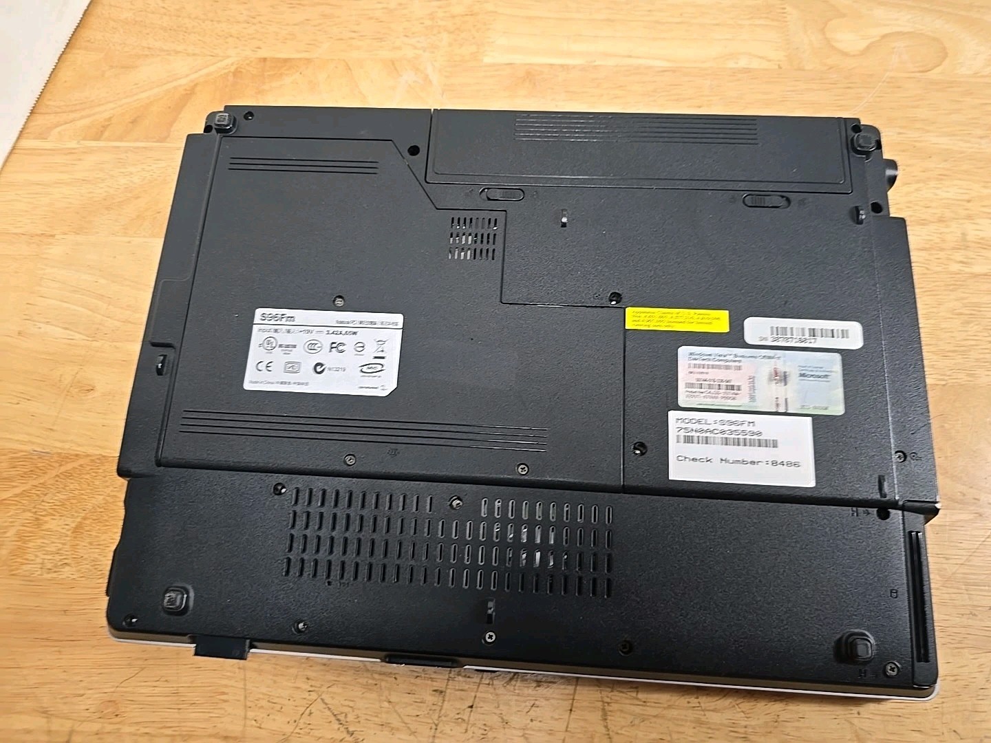 Upgraded DaKTech Windows Vista Buisiness Model S96FM Laptop Computer Works