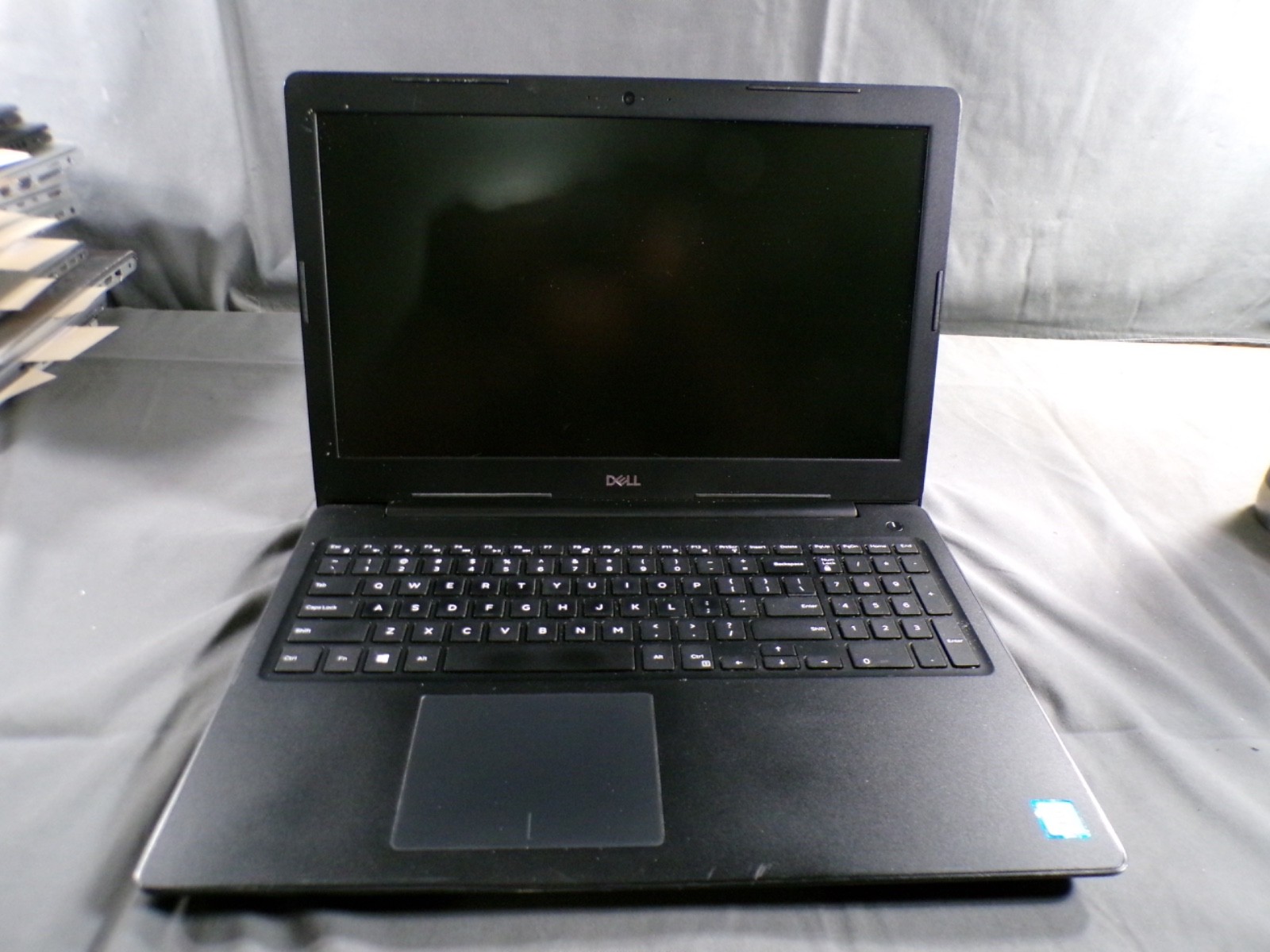 DELL LATITUDE 3590 INTEL CORE i3-6006U 2.00GHZ 8GB RAM **NO HD / NO CADDIE