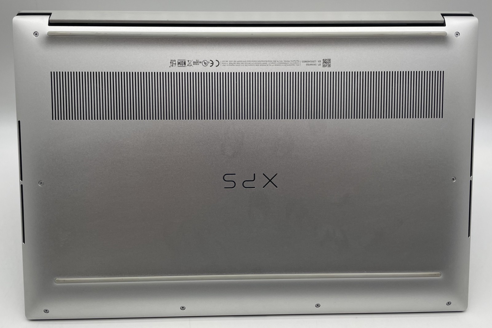 Dell 15″ XPS 9500 i5-10300H 2.5Hz 16GB RAM 512GB SSD Win11 Home Backlit KB