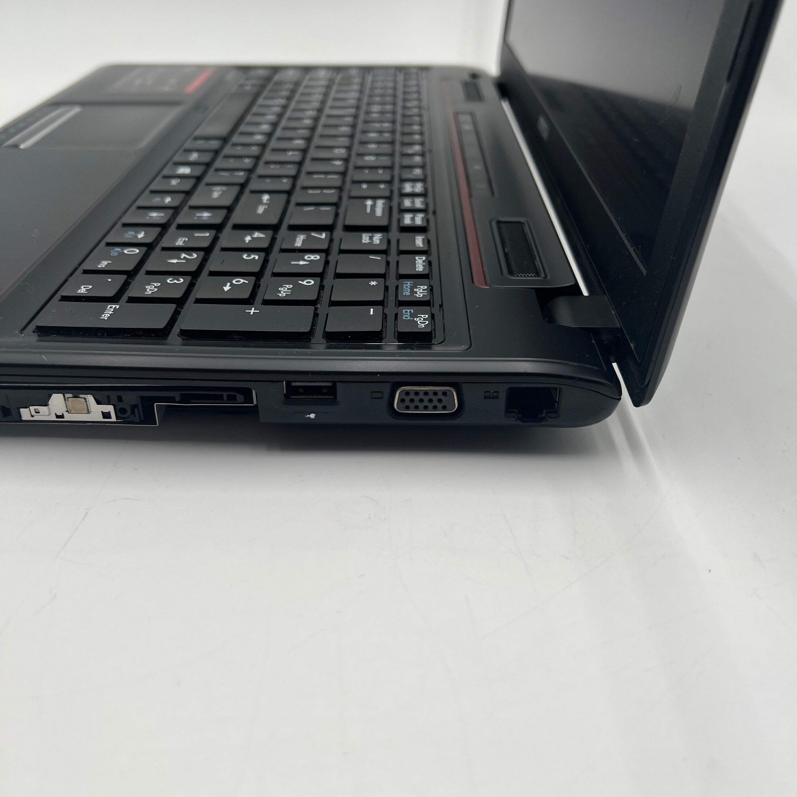 MSI MS-16GH 15″ Core i7 2.6GHz 8GB 1TB GTX 950M Laptop Used B