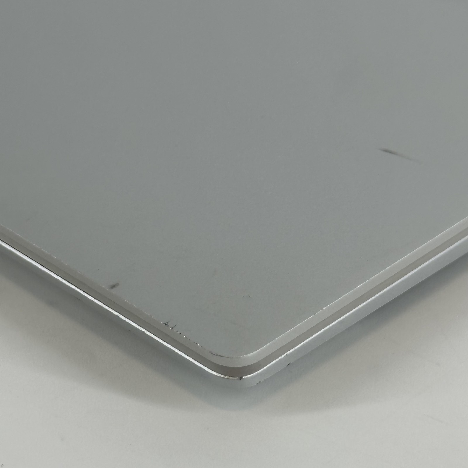 Dell XPS 13 Plus 9320 2022 Silver UHD+ TOUCH 2.1GHz i7-1260P 16GB 512GB SSD Good