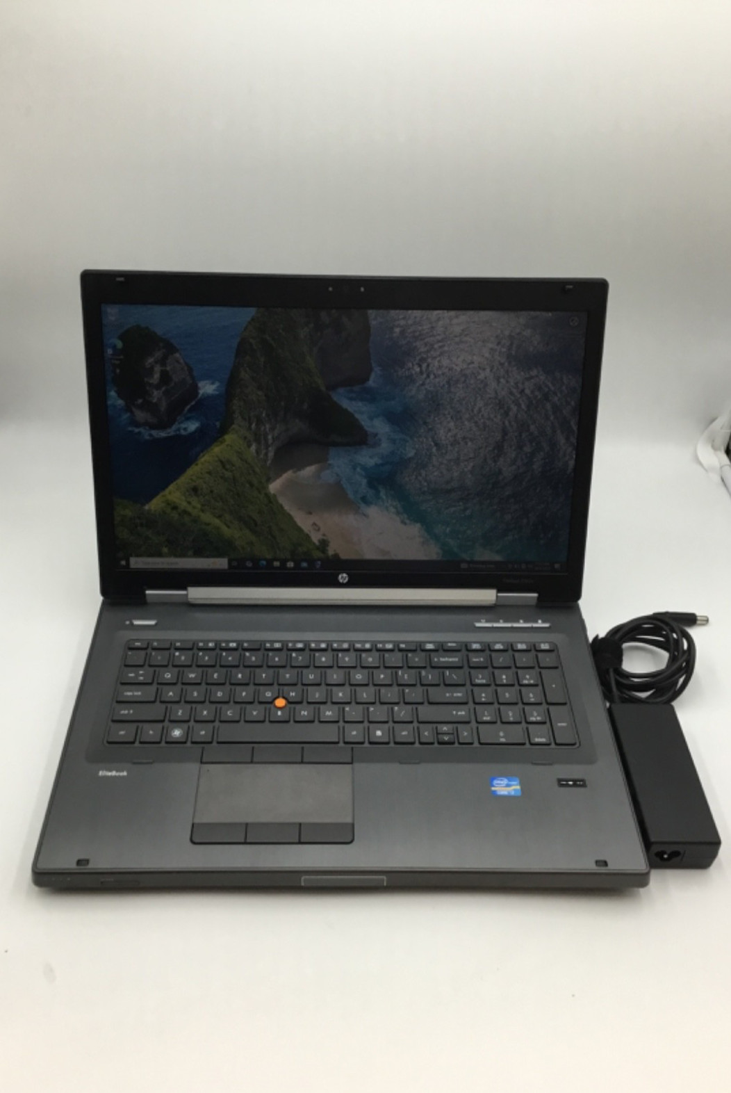 HP EliteBook 8760w i7-2720QM 8GB RAM 256GB SSD 17″ FHD NVIDIA Quadro Win10 Pro