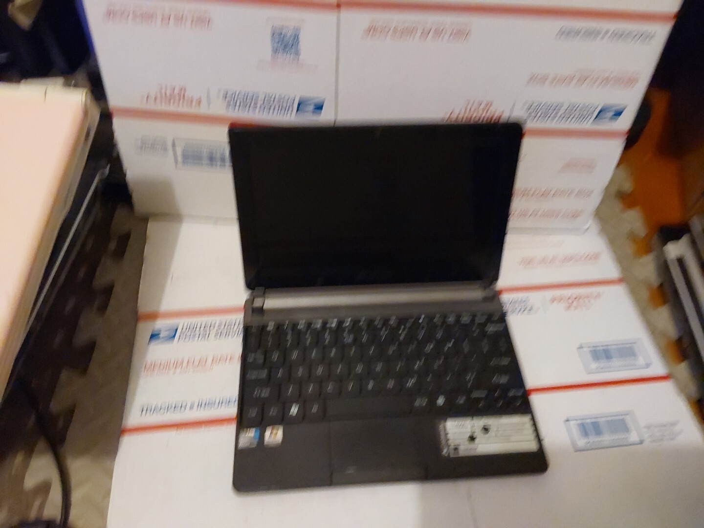 GATEWAY ZE7 LT4004u SLIM LAPTOP COMPUTER 250g HD