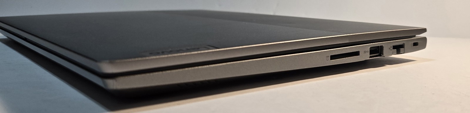 Lenovo ThinkBook 14 G2 ITL 14″ FHD i5-1135G7 8GB RAM 256GB SSD Windows 11