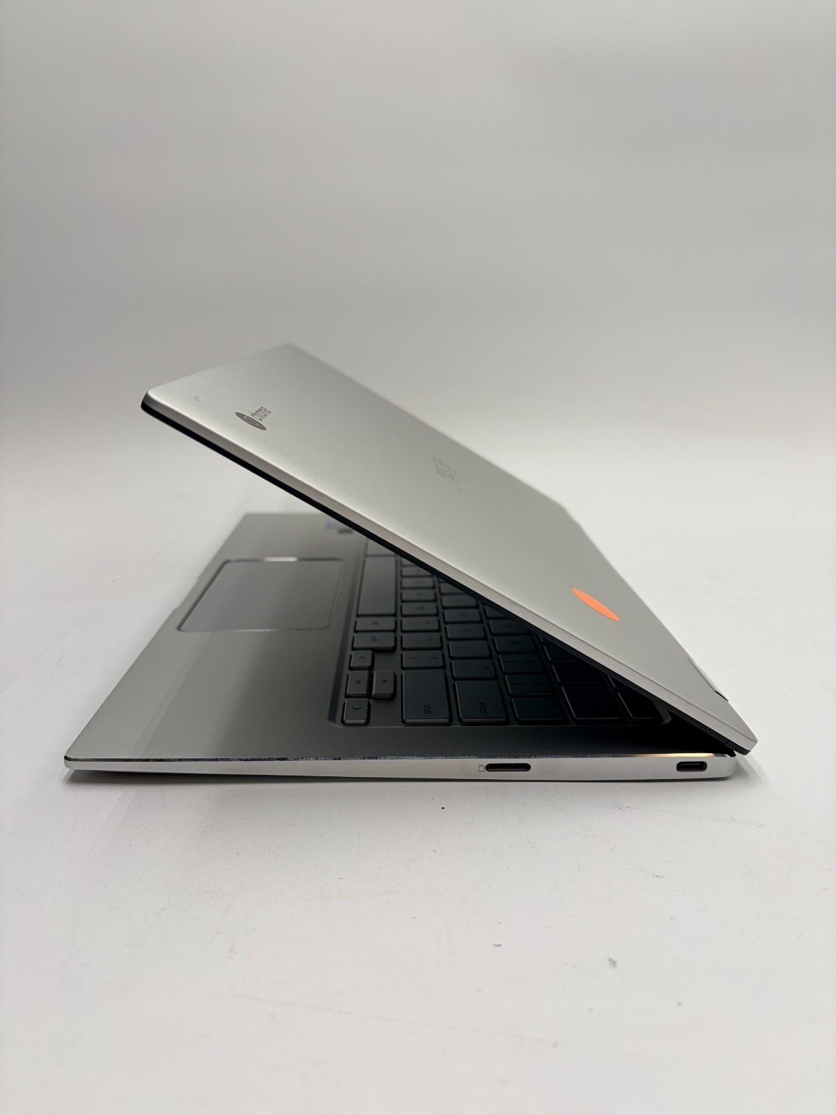 ASUS Chromebook (C434T) 14” Laptop | m3-8100Y @ 3.40GHz | 8GB RAM | 64GB HDD