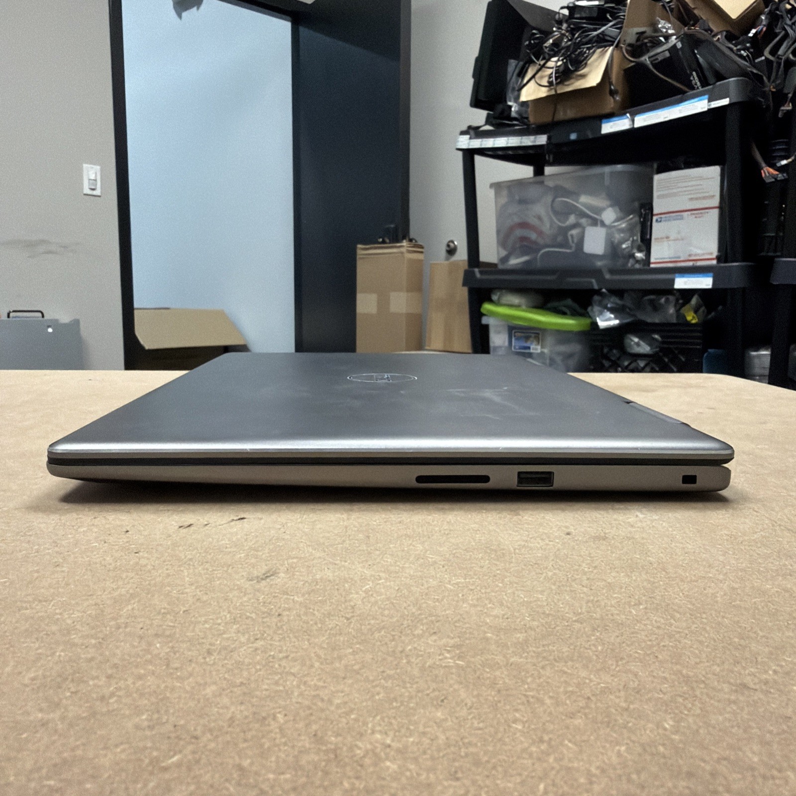 *NO BOOT 2-in-1 Dell Inspiron 7573 Laptop i5-8250u 1.60GHz 4GB RAM No HDD/OS