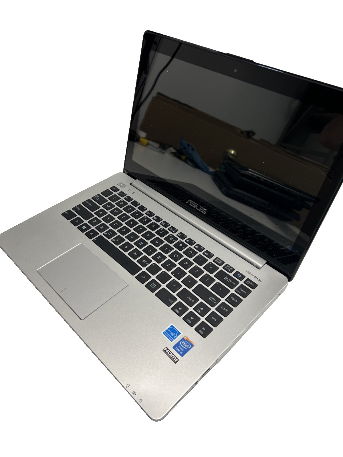 ASUS 2x i5-1135G7 | 1x i5-4200U | 1x i5-7200U | 1x R3-3200U | 1x Pen 4415U