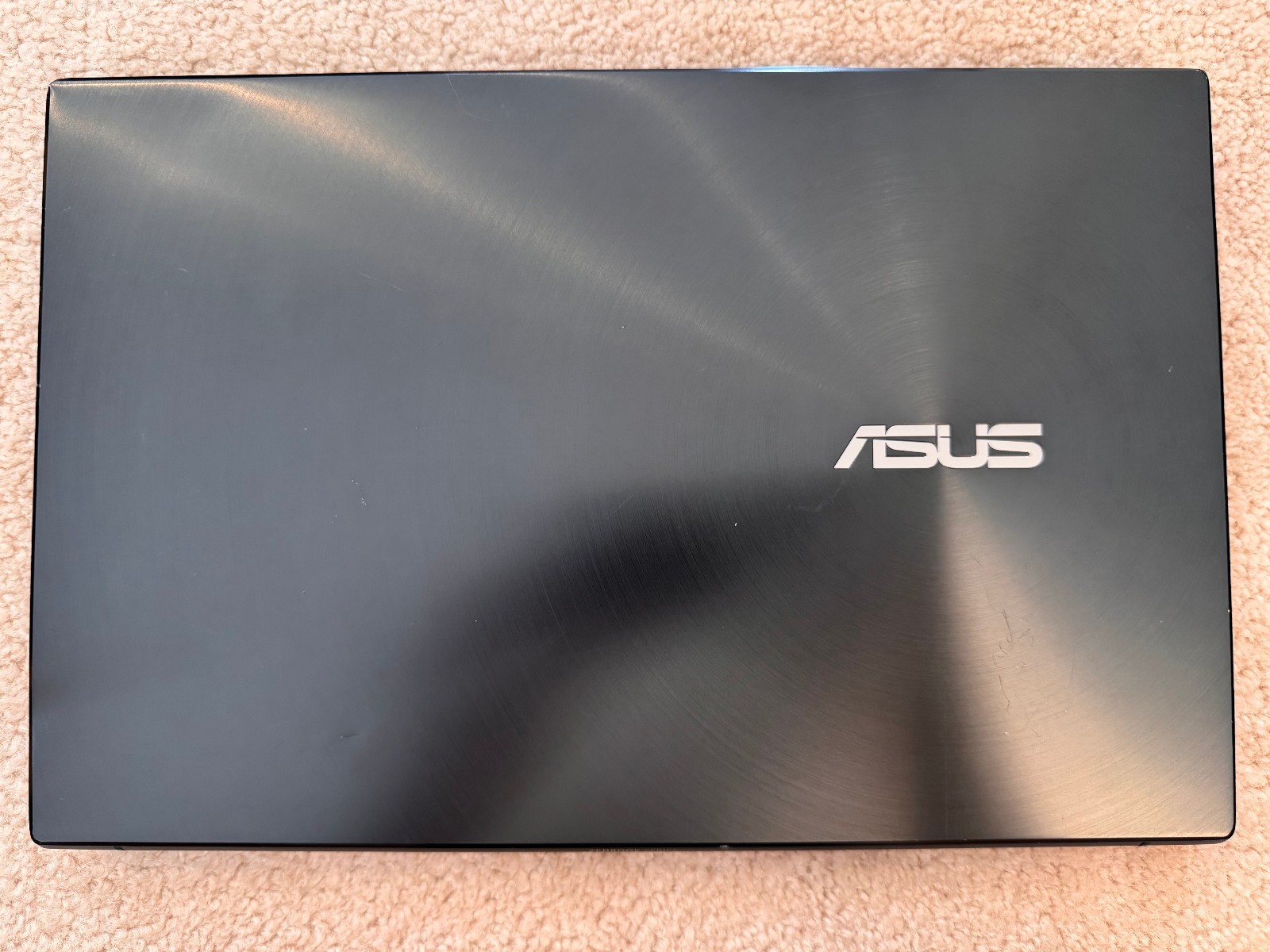ASUS ZENBOOK 14 UM425QA 14″ 512GBSSD/16GBRAM AMD RYZEN 9 5900HX WIN11PRO LOOK!