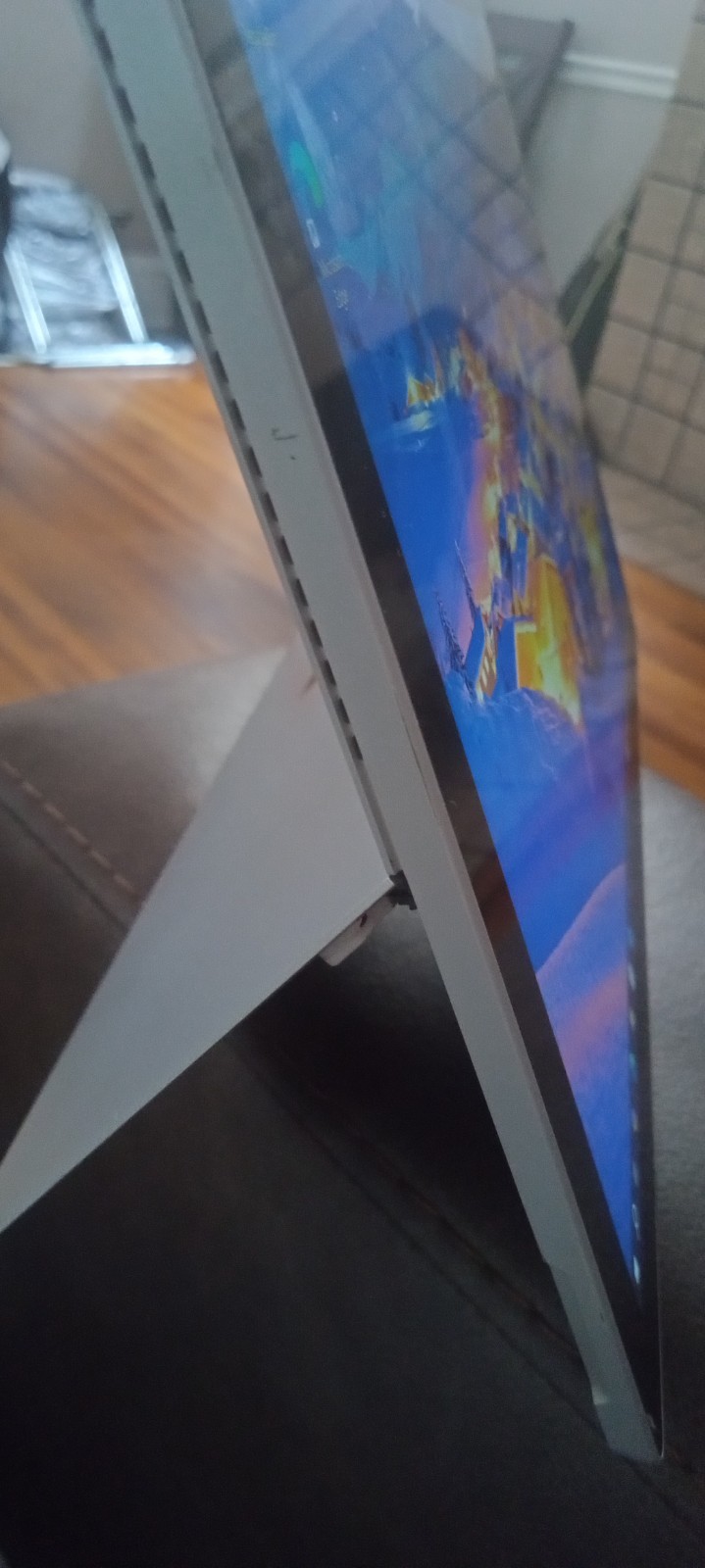 12.3in Microsoft Surface Pro 4 128gb SSD 4gb Ram Works Great