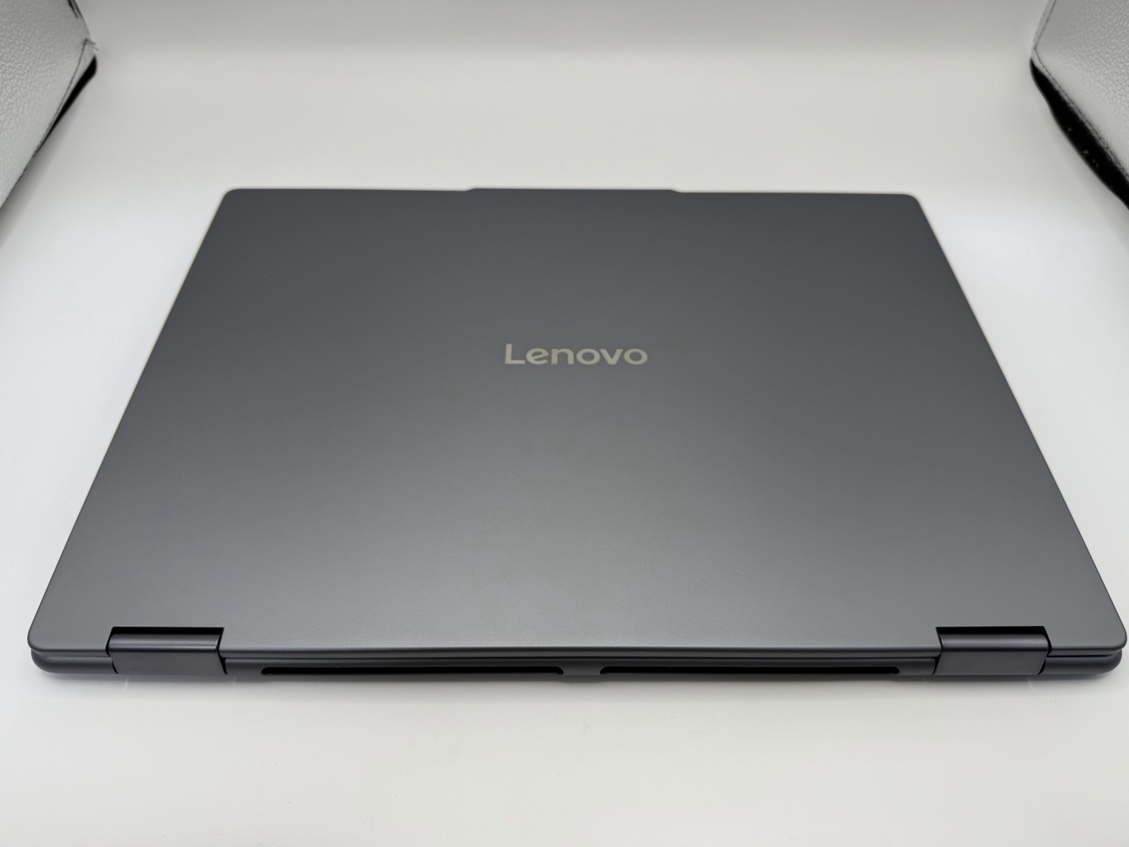 Lenovo Yoga 7 2-in-1 16ILL10 16″ Ultra 5 226V 16GB DDR5 512GB SSD Windows 11H