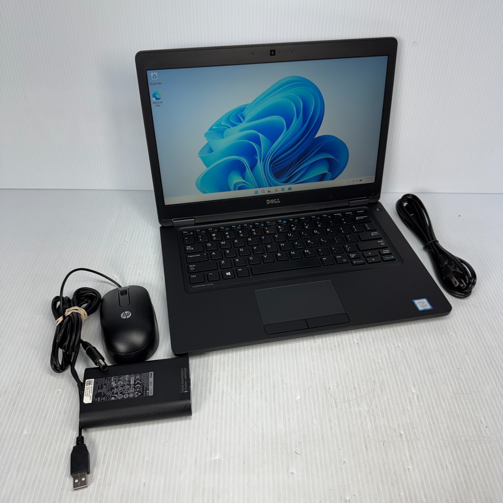 Dell Latitude 5480 i5-7200U 14″ Windows 11 Pro Laptop 128GB SSD 8GB RAM