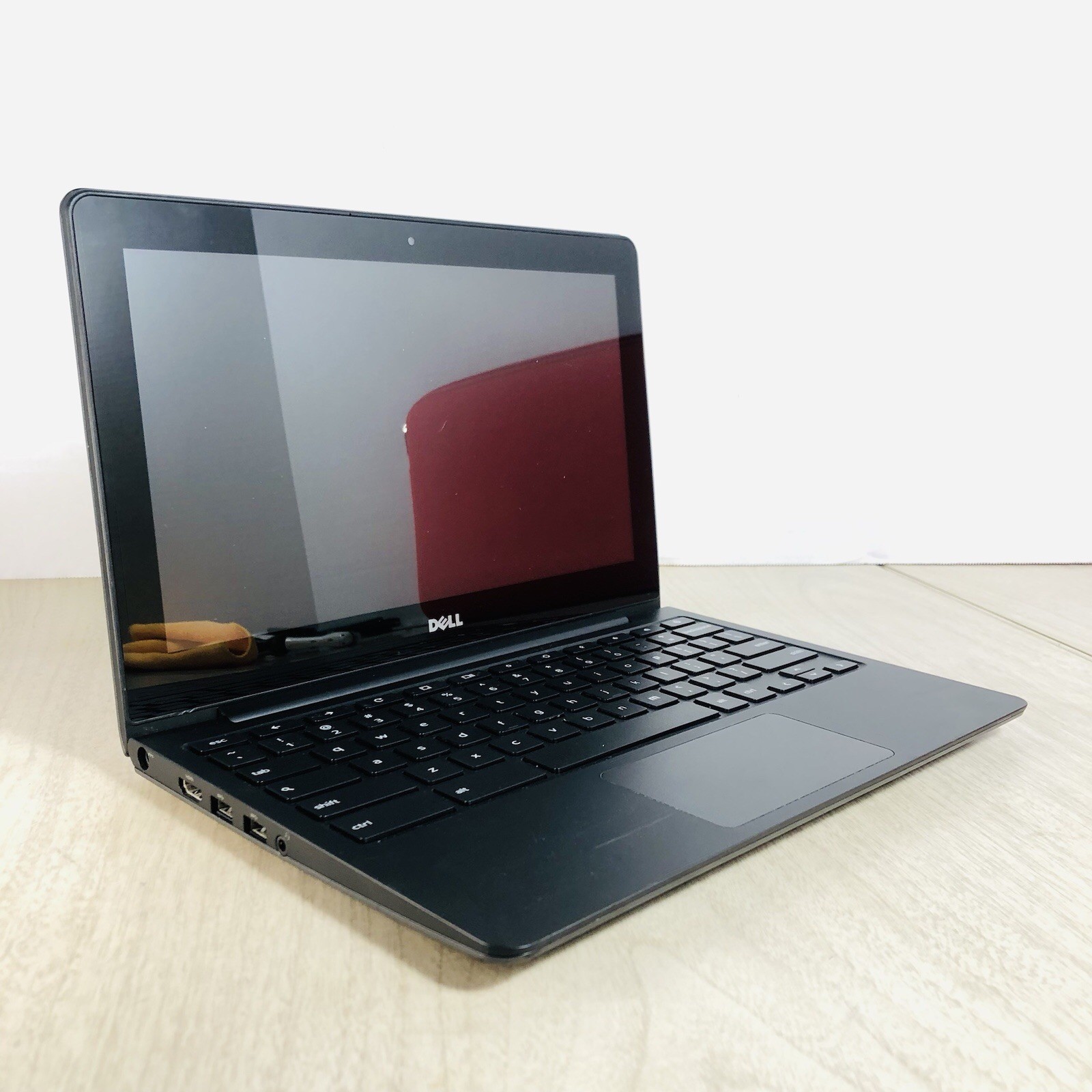 Dell ChromeBook 11 CB1C13 11″ Intel Celeron CPU 4GB RAM 16GB W Accessories Clean
