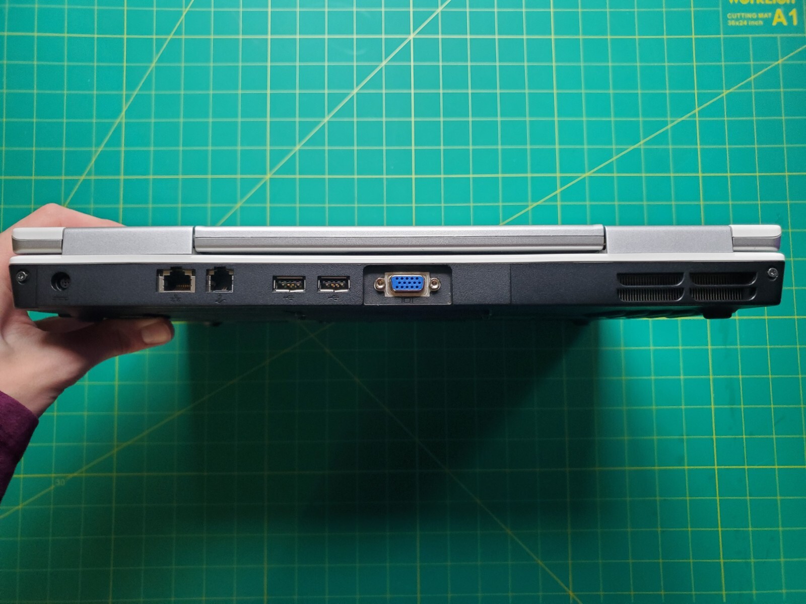 RETRO DELL LAPTOP Dell Inspiron 1501, AMD Athlon 64 X2 1GB RAM. With Charger