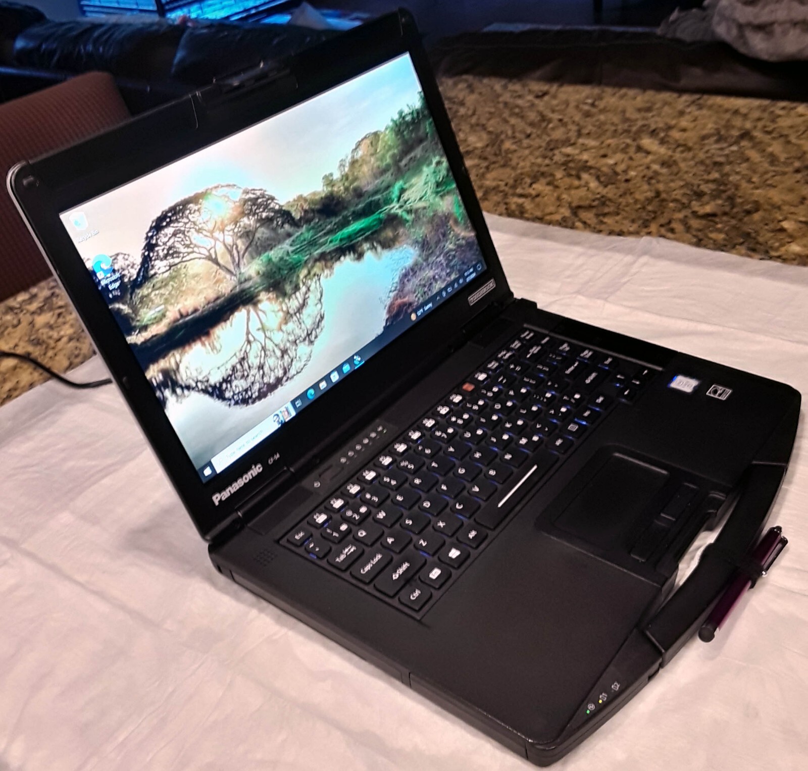LIQUIDATION CLEAN Panasonic Toughbook CF-54 Core i5 GPS 16GB RAM 256 SSD Wind 10