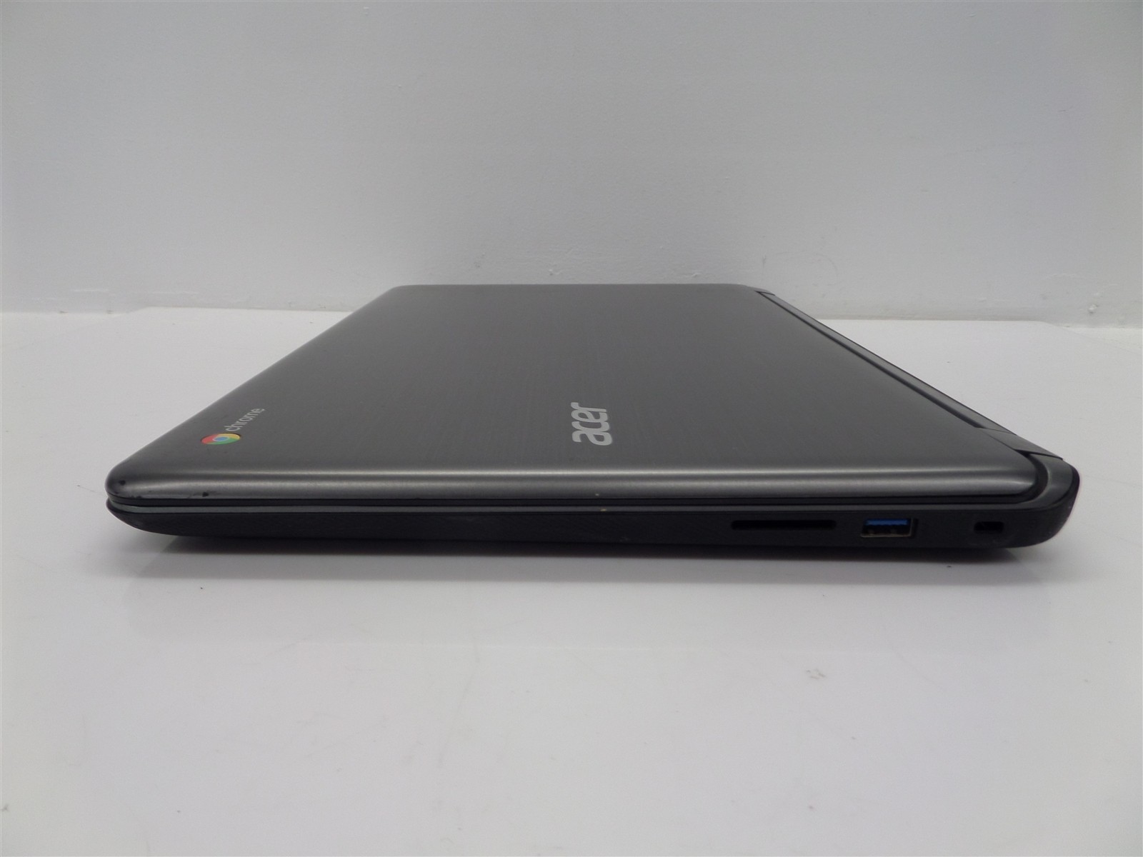 Acer Chromebook 15 CB3-532-C3F7 15.6″ w/ Celeron N3060 1.6GHz 2GB RAM 16GB SSD