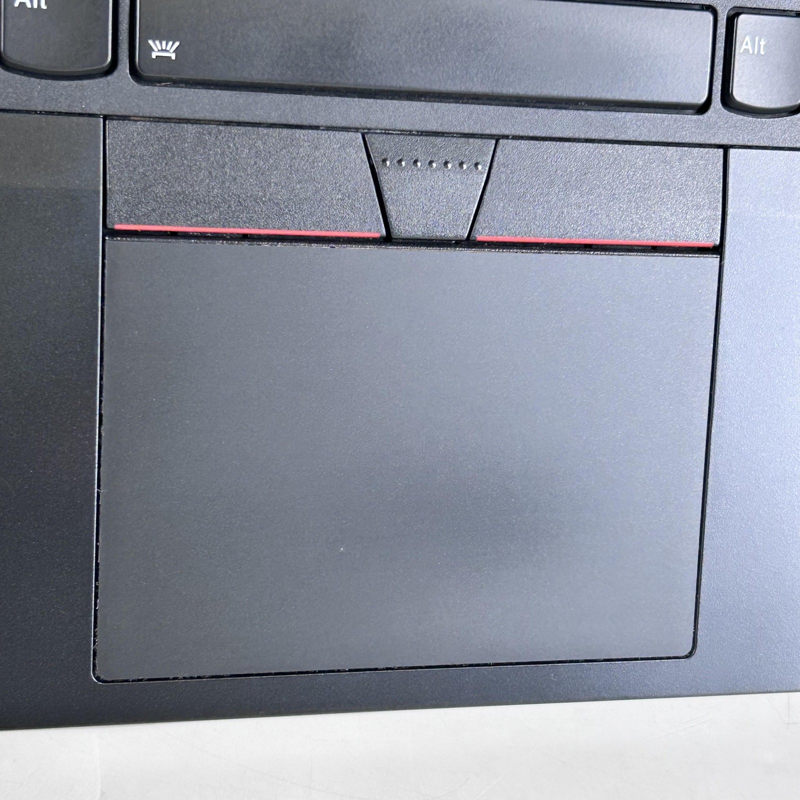 Lenovo ThinkPad T15p Gen 2 Black FHD i5-11400H 2.70GHz 16GB 512GB WHITE SPOTS