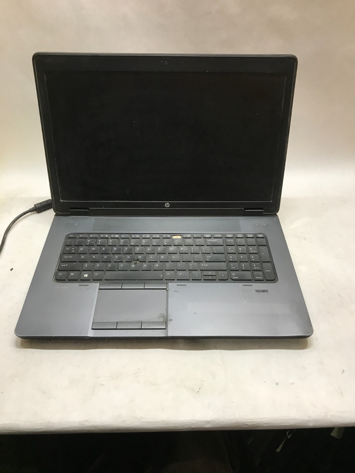 HP ZBook 17 17″ Intel Core i5 NO RAM NO HDD/OS For Parts WILL NOT BOOT READ – DW