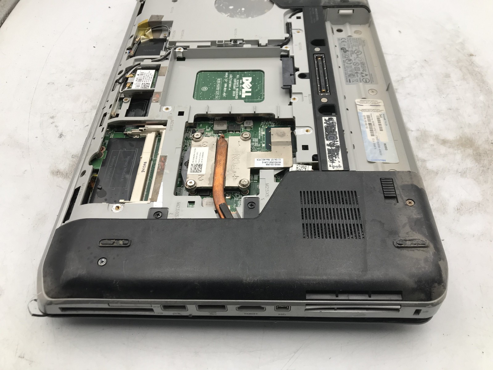 DELL LATITUDE E5520 – BOOTS TO BIOS – INTEL I5 2540M – NO RAM – READ DESCRIP -BB