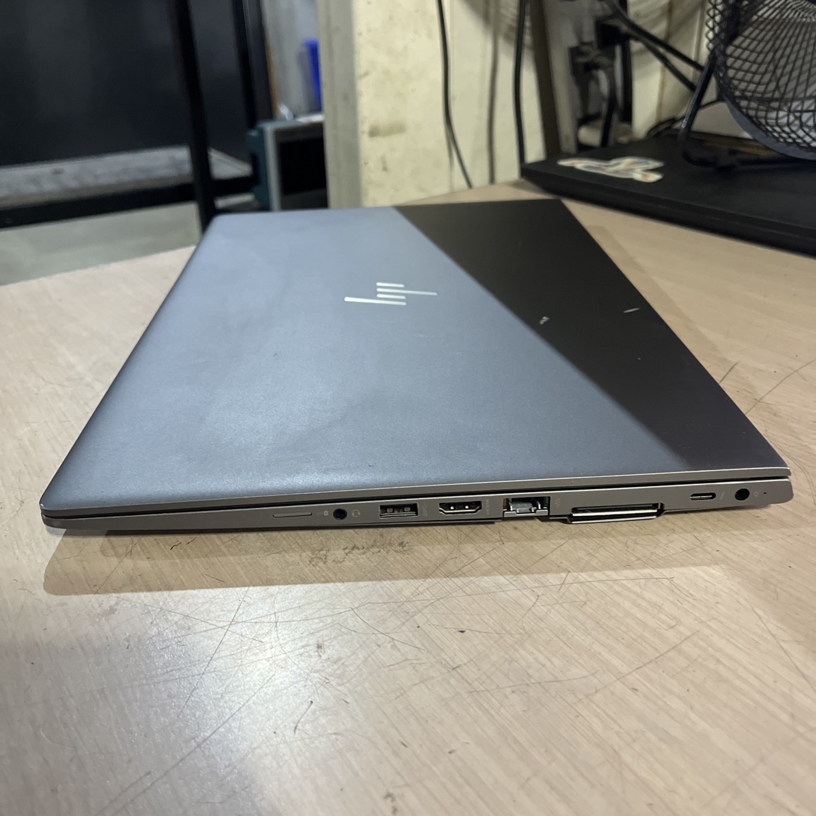 HP ZBOOK 15U G6 INTEL CORE I7-8565 1.80GHZ 8GB RAM NO HD