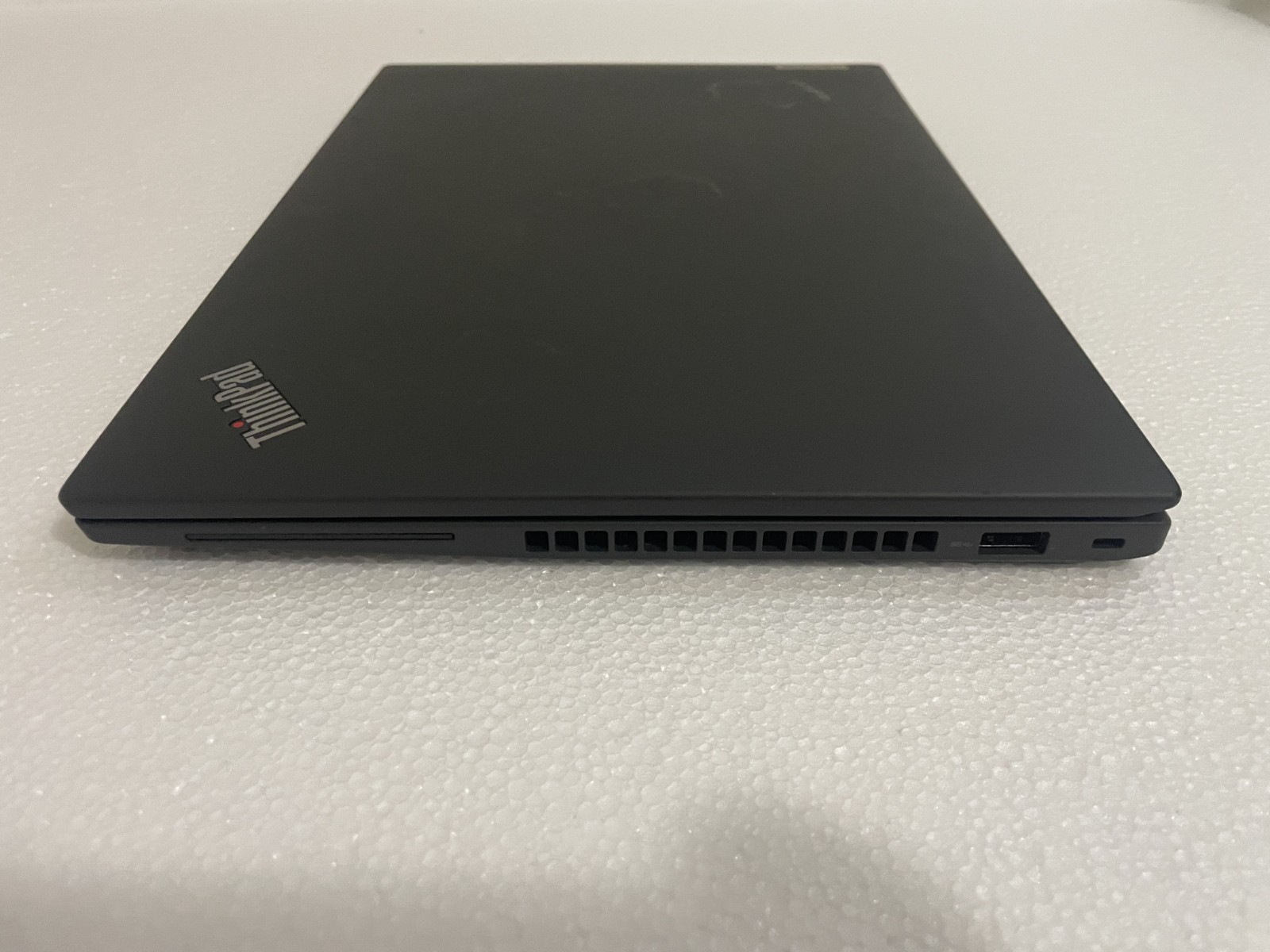 Lenovo ThinkPad T14 Gen 3 14″ Intel i5-1245U 16GB RAM 256GB NVMe win11 w/PSU