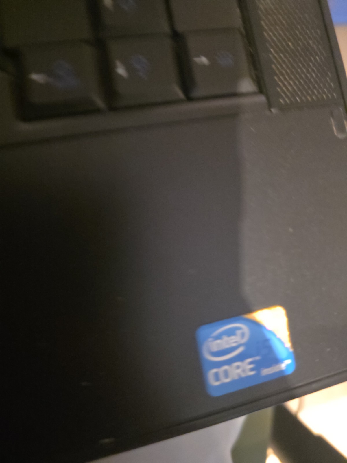 Dell Latitude E6410 14.1″ Laptop Core i5 2.4GHz 4GB RAM 160GB HDD DVD